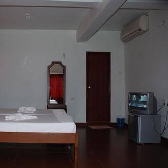 Kristal Sands Beach Resort Калангут Экстерьер фото